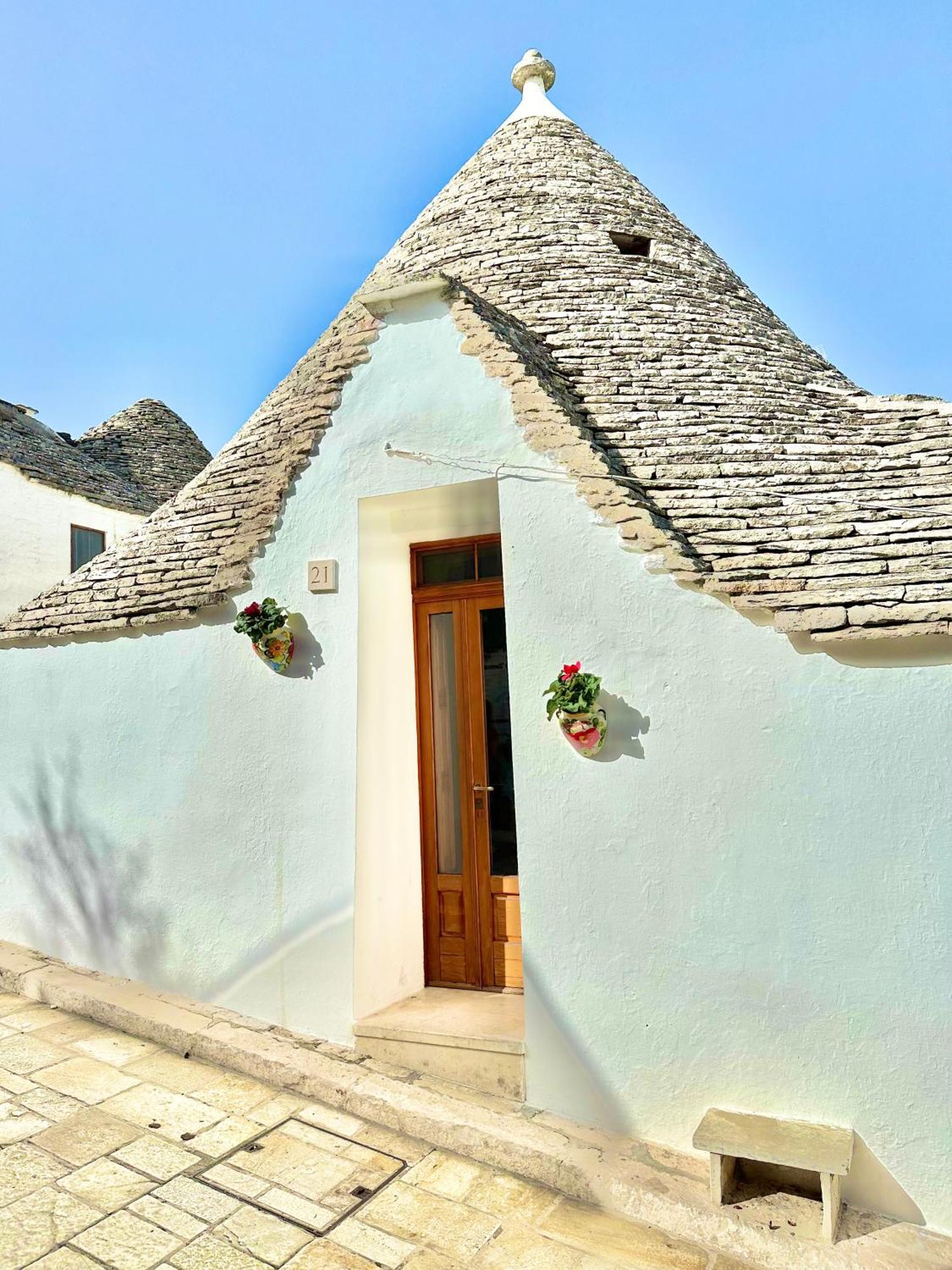 TRULLI FENICE ALBEROBELLO АЛЬБЕРОБЕЛЛО (Италия) - от 19417 RUB | NOCHI